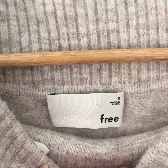 Wilfred Free Off The Shoulder Sweater - Picture 3 of 5